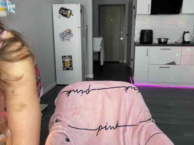 CherryCutee webcam