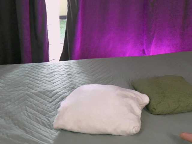 britneyfox live cam on BongaCams