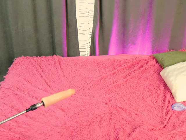 britneyfox live cam on BongaCams