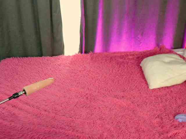 britneyfox's live room