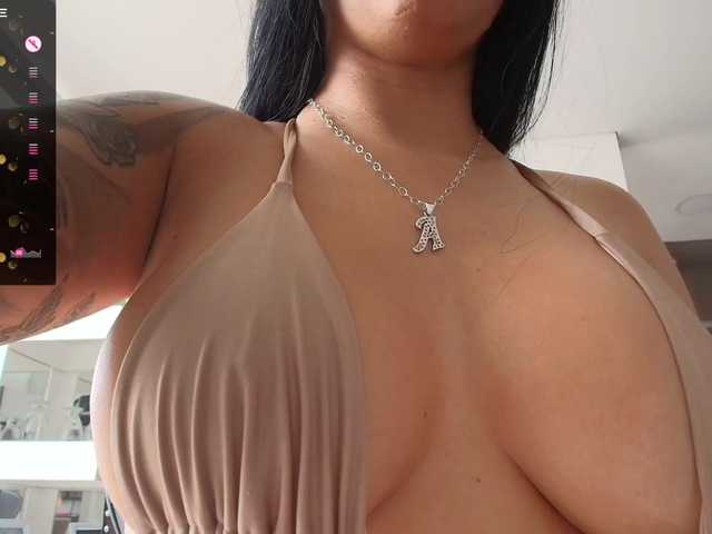 pamelafit live cam on BongaCams