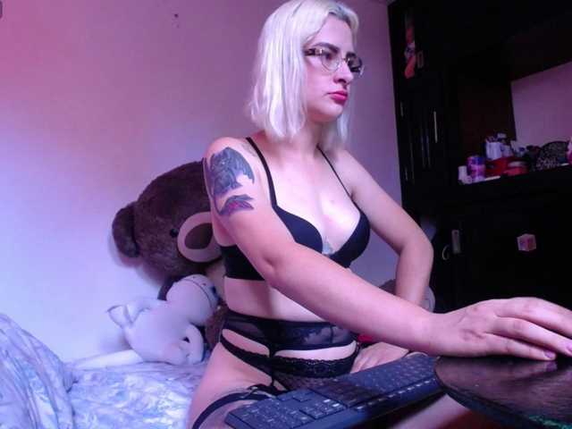 Kaiiira live cam preview