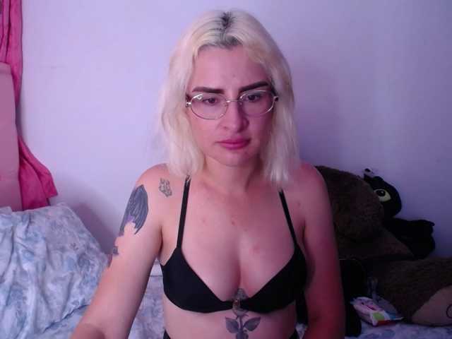 Kaiiira live cam preview