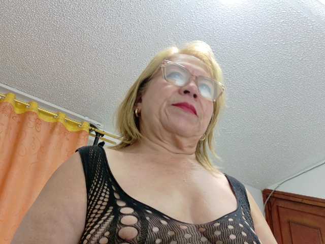 ViviannaJhonson live cam preview