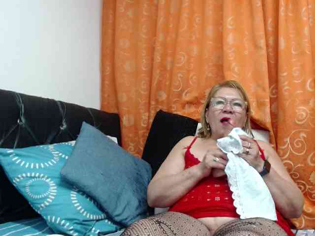 ViviannaJhonson webcam
