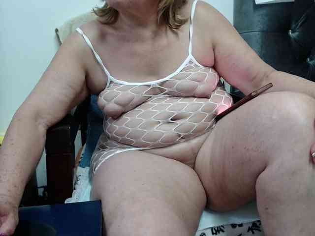 ViviannaJhonson webcam