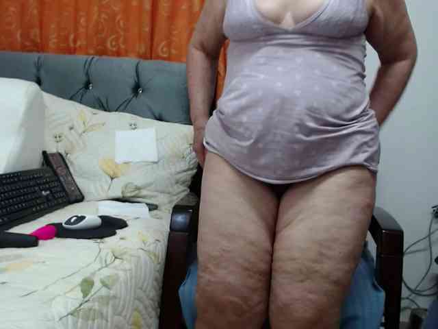 ViviannaJhonson webcam