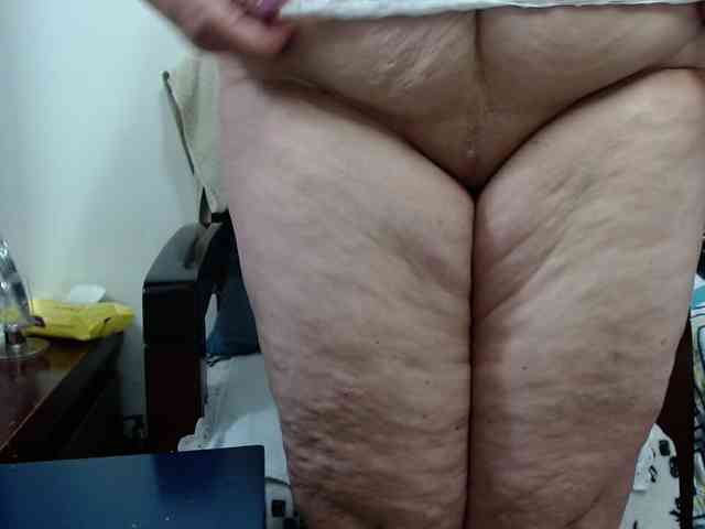 ViviannaJhonson webcam