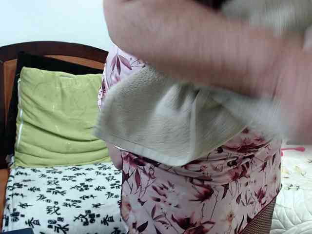 ViviannaJhonson webcam