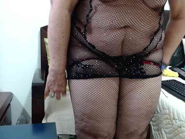 ViviannaJhonson webcam