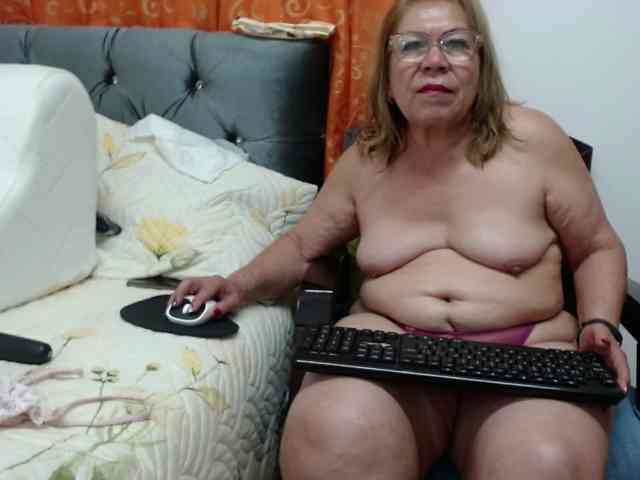 ViviannaJhonson webcam