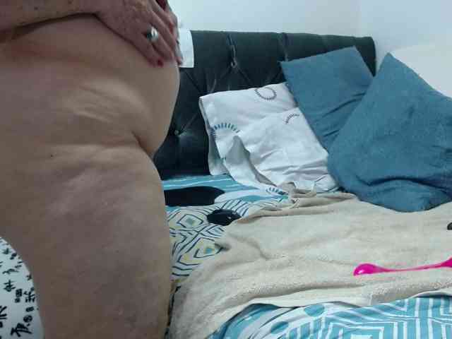 ViviannaJhonson webcam