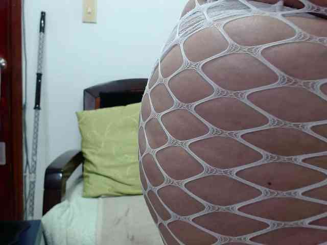 ViviannaJhonson webcam