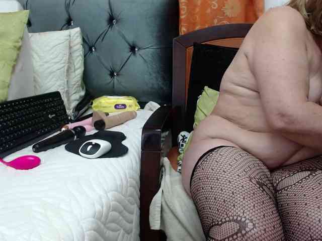 ViviannaJhonson webcam