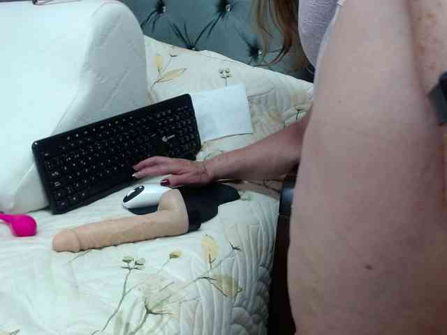 ViviannaJhonson webcam