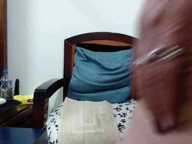ViviannaJhonson webcam