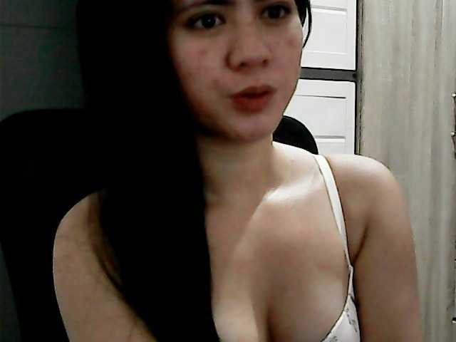 Sweetygirl2003 live cam on BongaCams