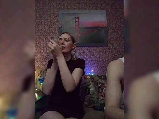 Andre-Blondinochka webcam