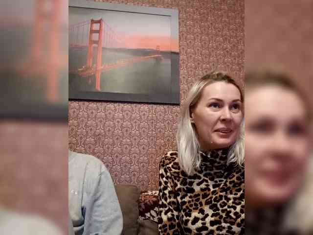 Model: Andre-Blondinochka