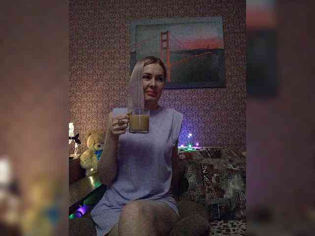 Andre-Blondinochka webcam