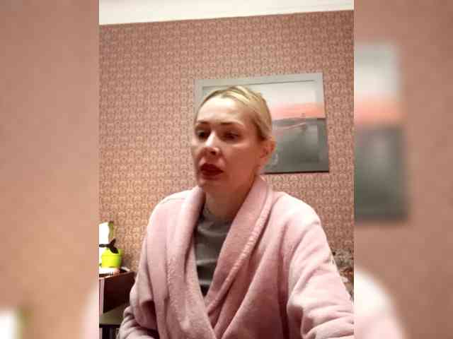 Andre-Blondinochka webcam