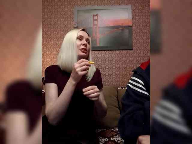 Andre-Blondinochka webcam