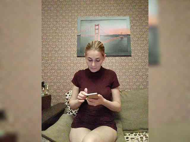 Andre-Blondinochka webcam