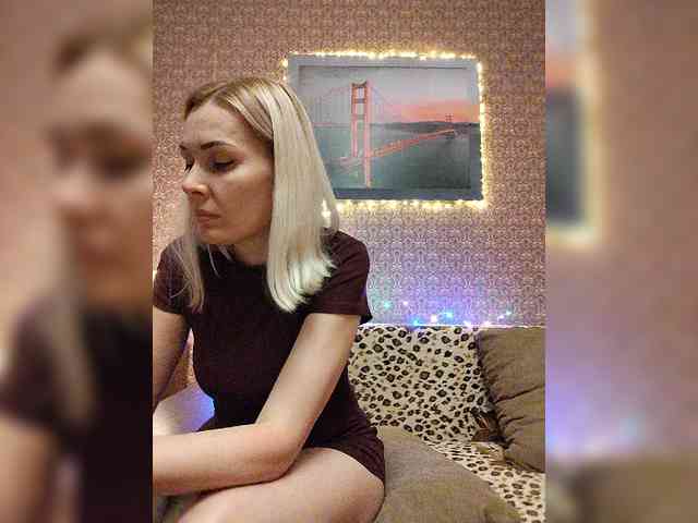 Andre-Blondinochka webcam