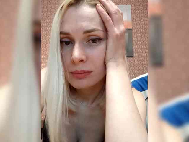 Andre-Blondinochka webcam