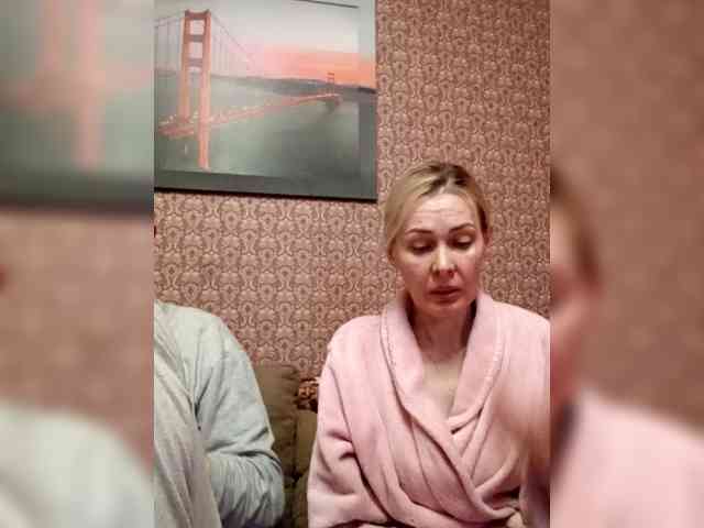 Andre-Blondinochka webcam