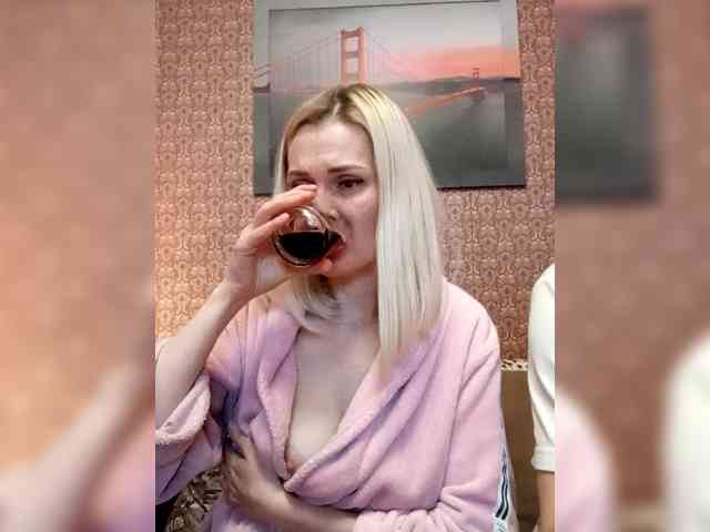 Andre-Blondinochka webcam