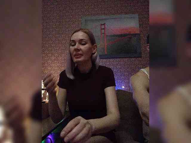 Andre-Blondinochka webcam