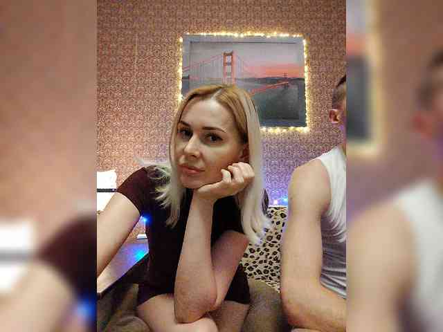 Andre-Blondinochka webcam