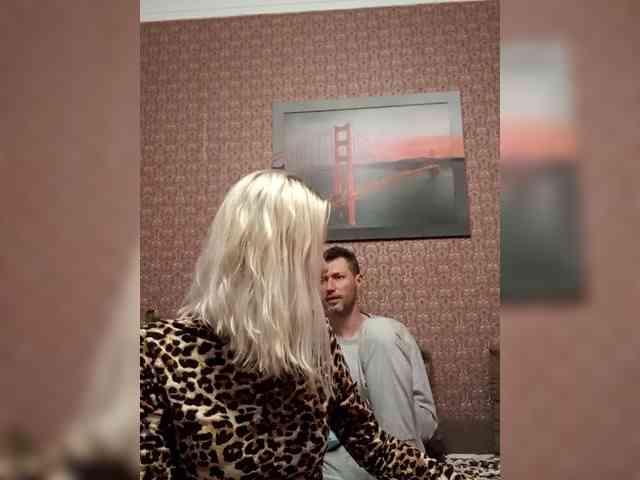 Andre-Blondinochka webcam