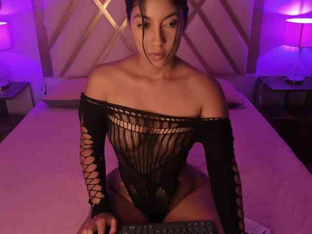 LiizJones webcam