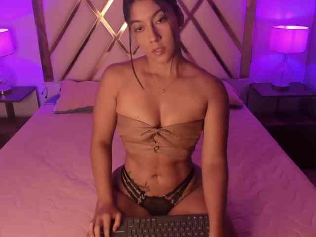 LiizJones webcam