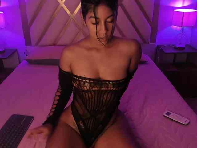 LiizJones webcam