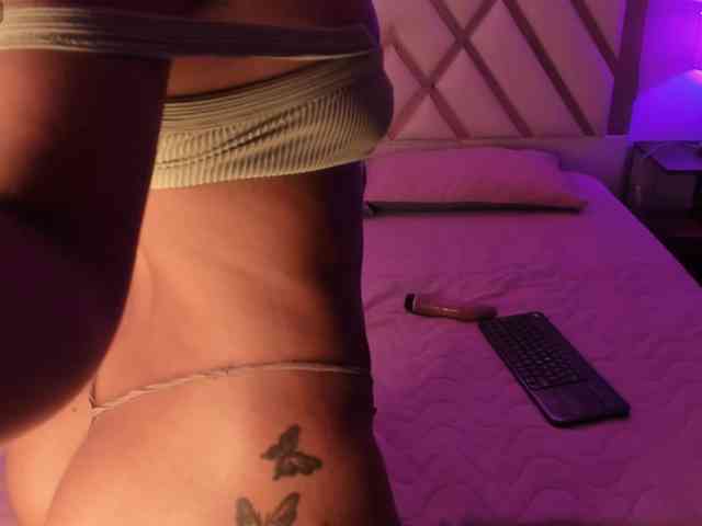 LiizJones webcam