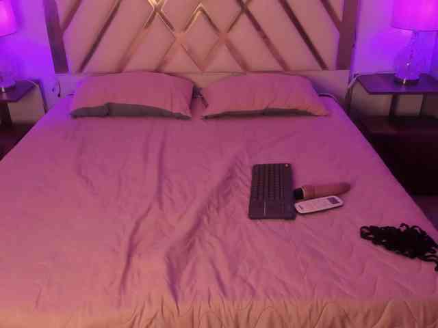 LiizJones webcam