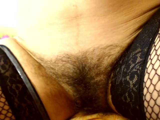 Elena7564 live cam on BongaCams