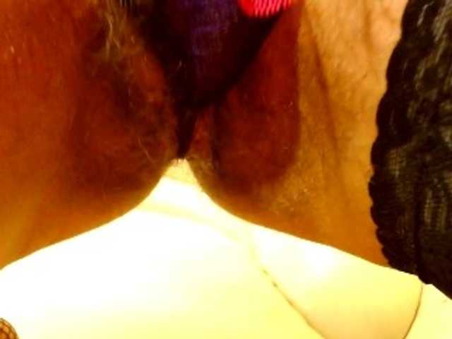 Elena7564 live cam on BongaCams