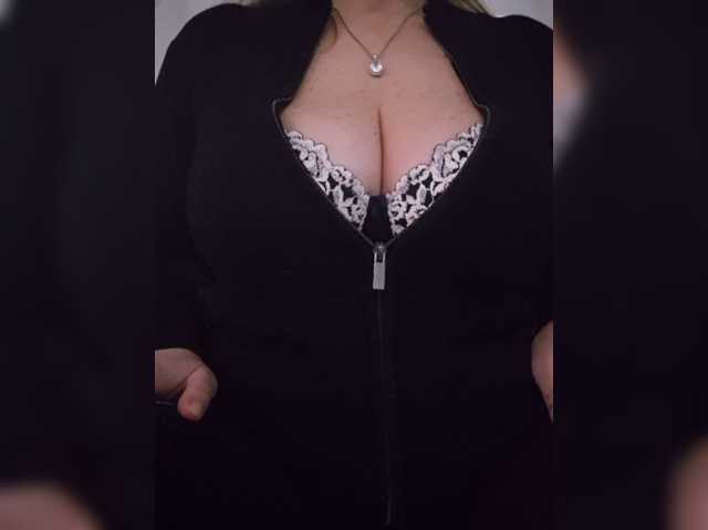 Amoreloveforever live cam on BongaCams