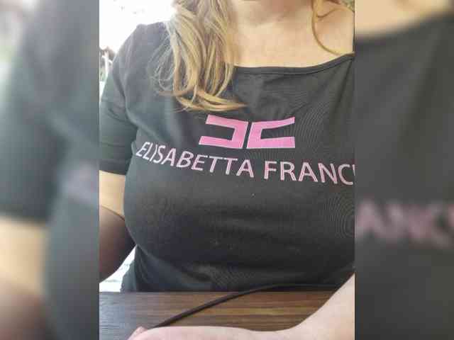 Makemehorny webcam