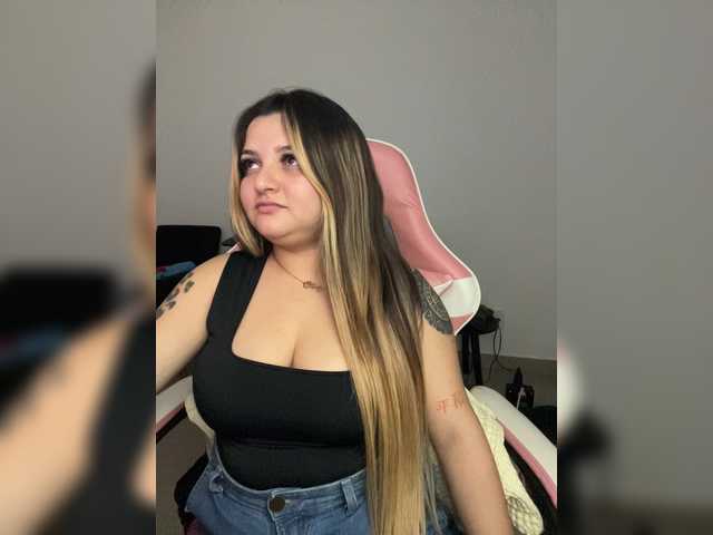 amandhaa live cam on BongaCams