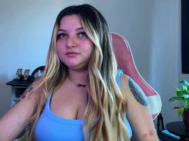 amandhaa live cam on BongaCams