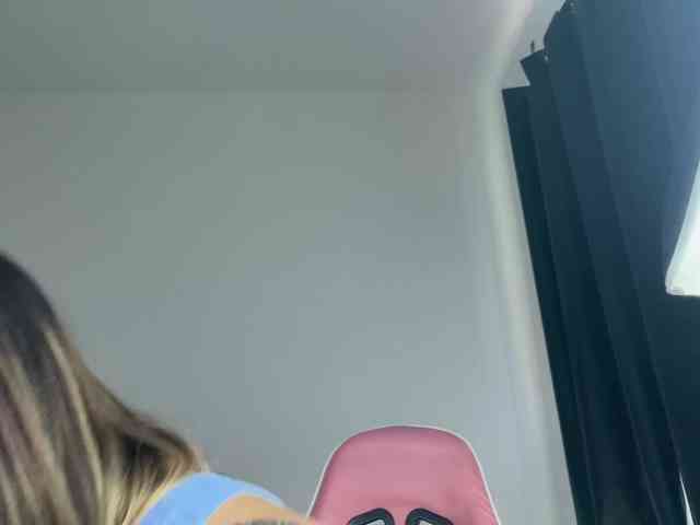 SweetPaige webcam
