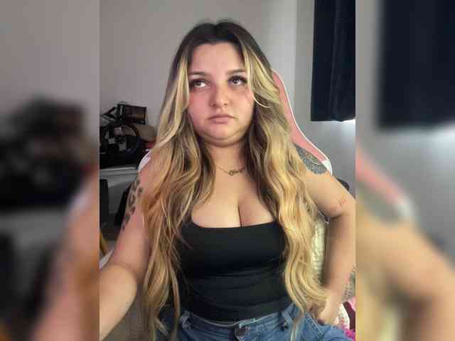 amandhaa Live Webcam on BongaCams