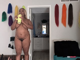 QueenAnitaDix