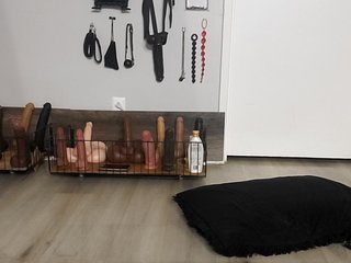 QueenAnitaDix Porn Show