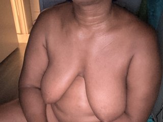 QueenAnitaDix